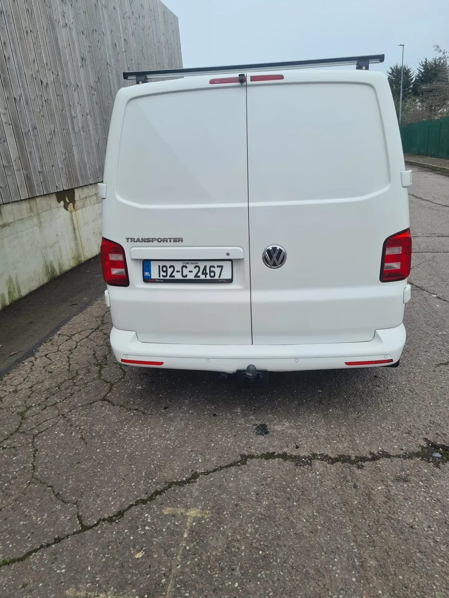 VW TRANSPORTER - Image 2