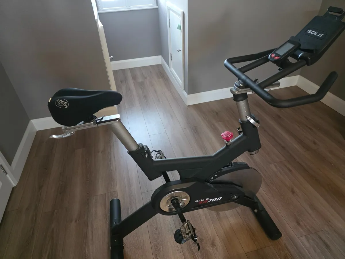 Exercise bike - Image 1
