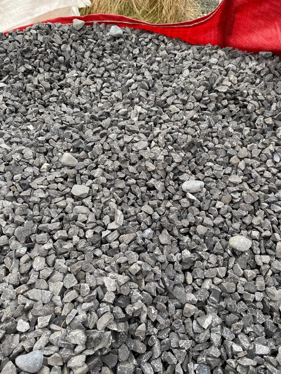 Tonne bags of stone - Image 2