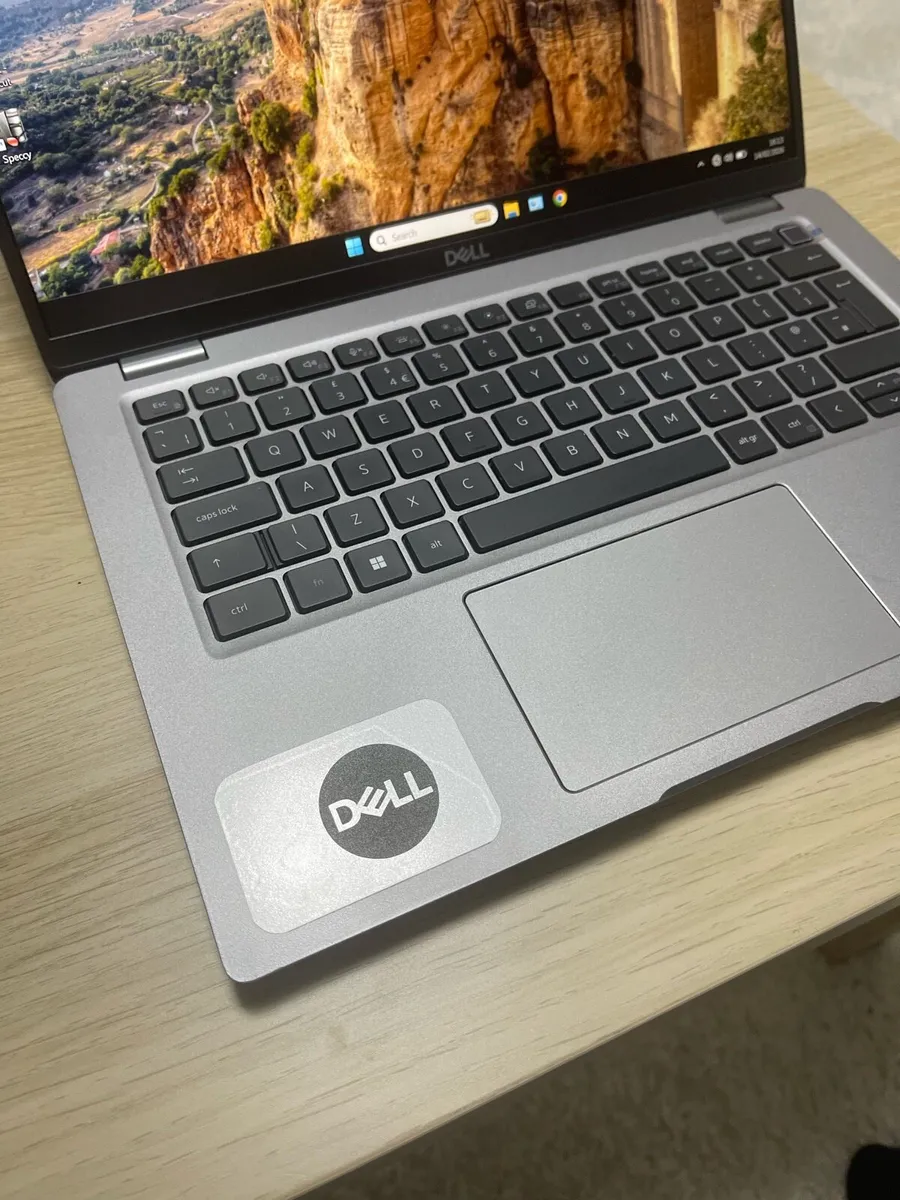 Dell laptop i5 pro 12gen 16-256 w11 pro - Image 3