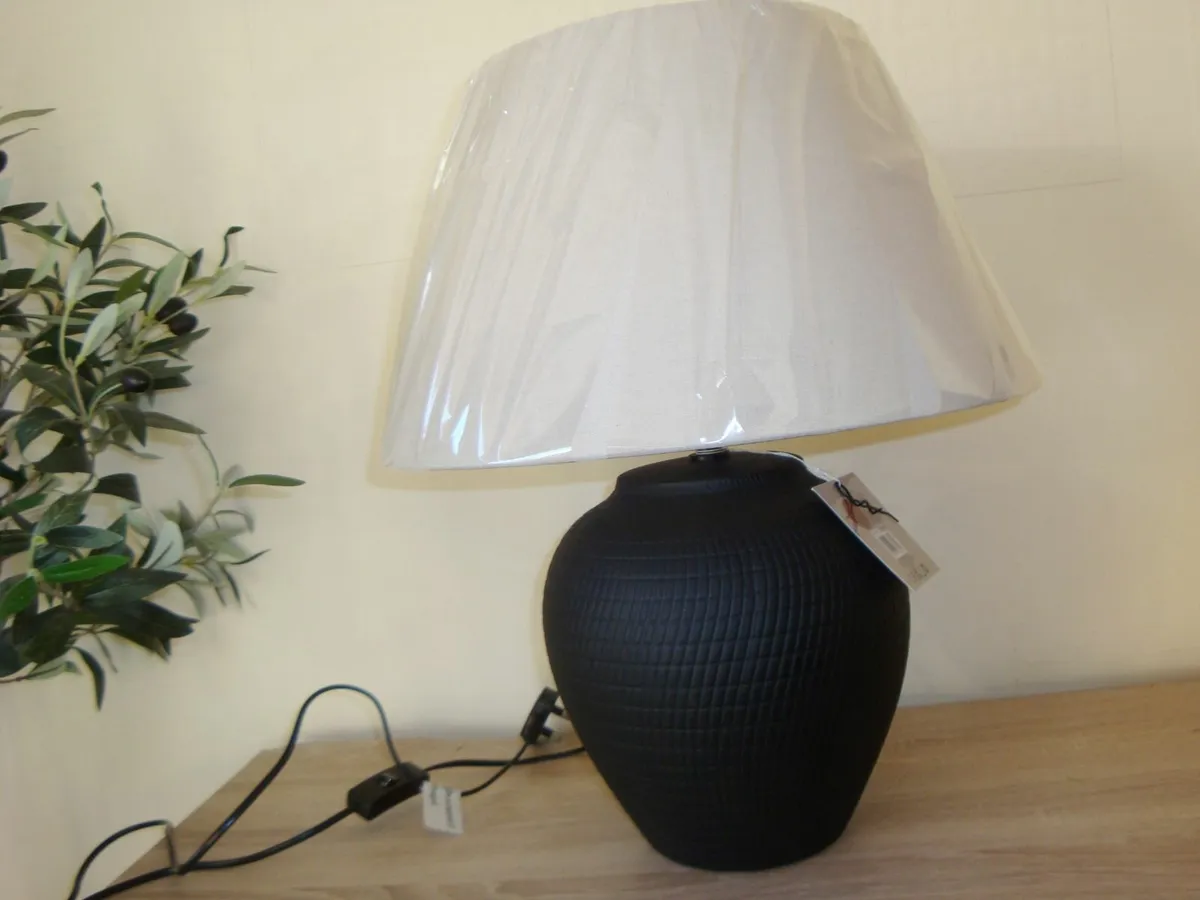 Ceramic black base lamp - NEW - Image 1