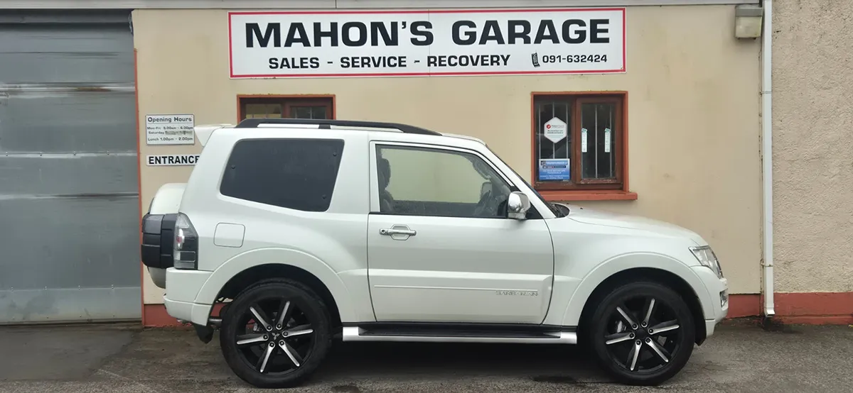 Mitsubishi Pajero 2015 Barbarian Man Plus Vat - Image 2