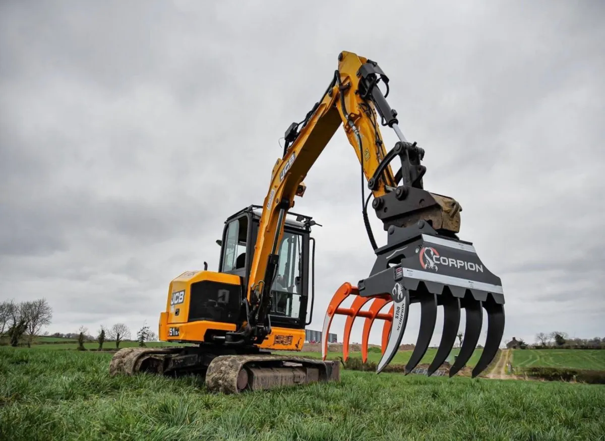 MDE SCORPION GRABS - Image 2