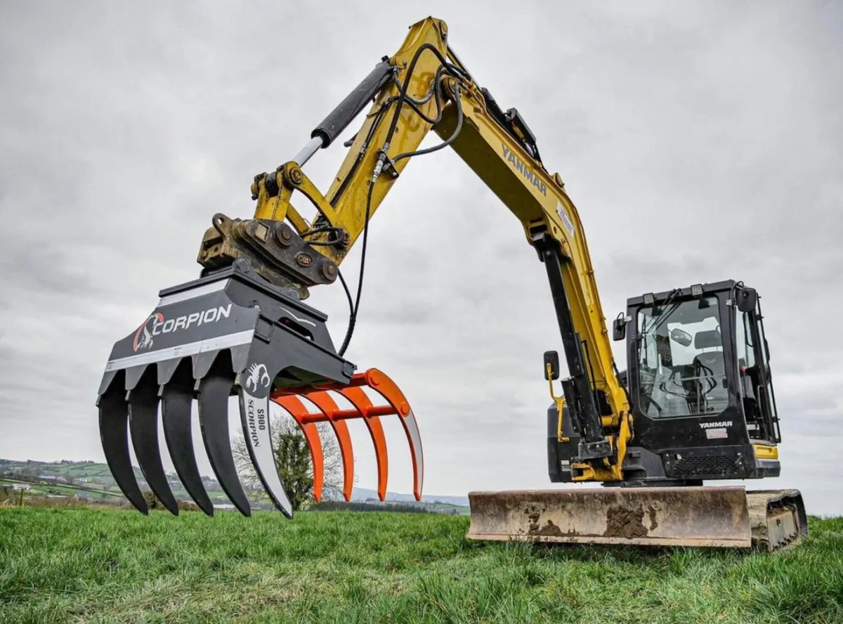 MDE SCORPION GRABS - Image 3