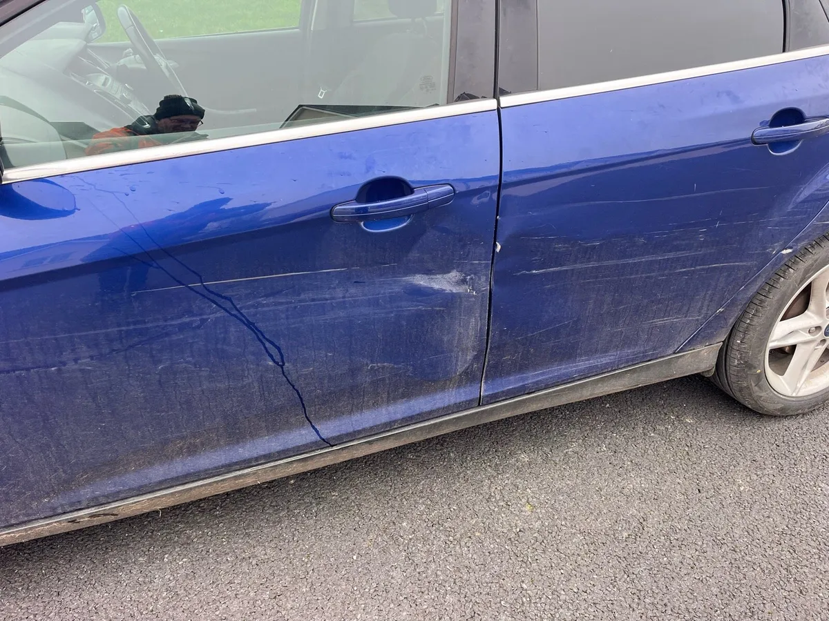 2015 ford focus - Image 4