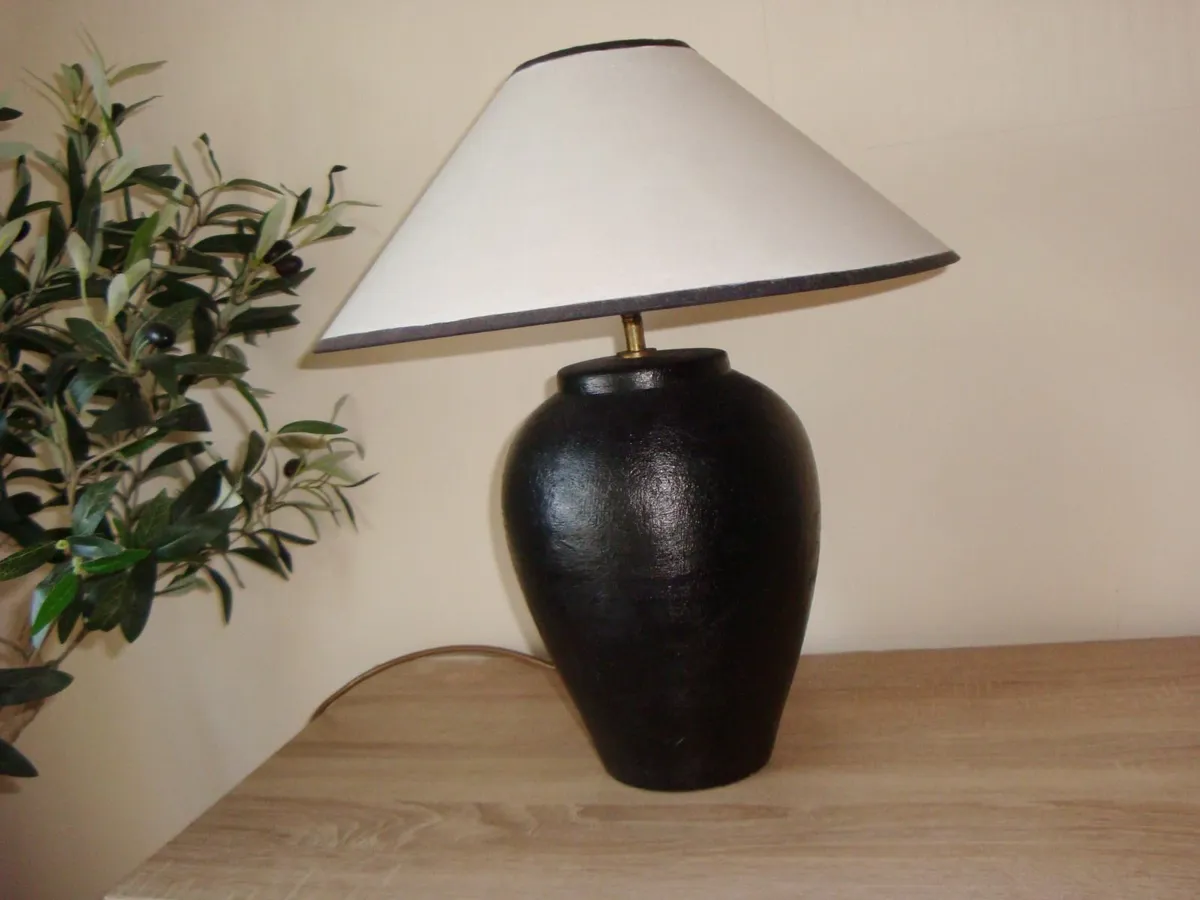 Beautiful one of a kind lamp - Image 4