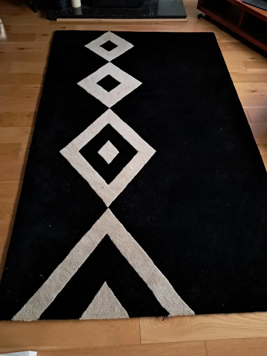 Rug - Image 2
