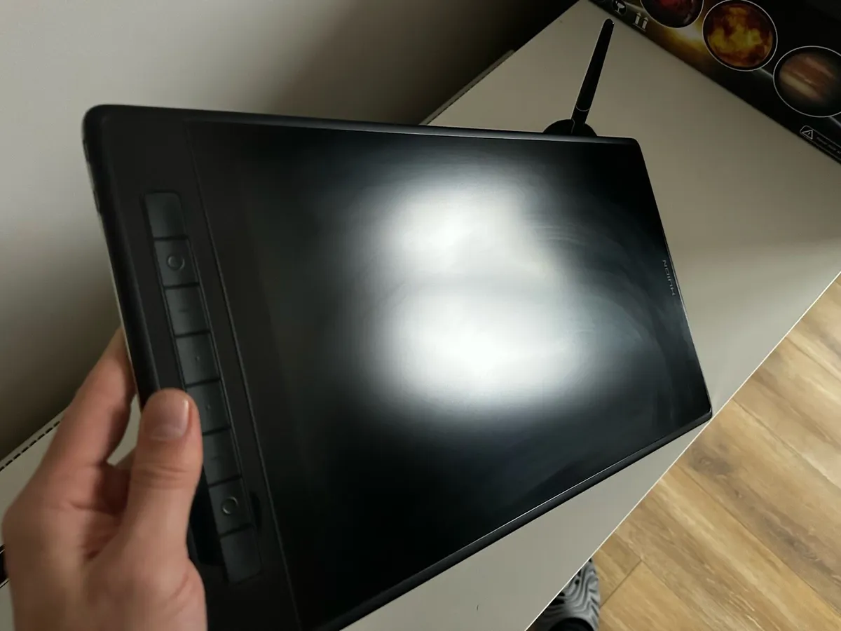 Huion Pro 16” 2.5k Pen Display - Image 2