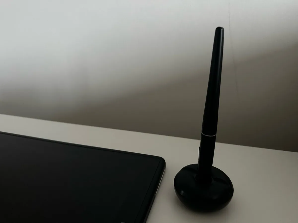 Huion Pro 16” 2.5k Pen Display - Image 4