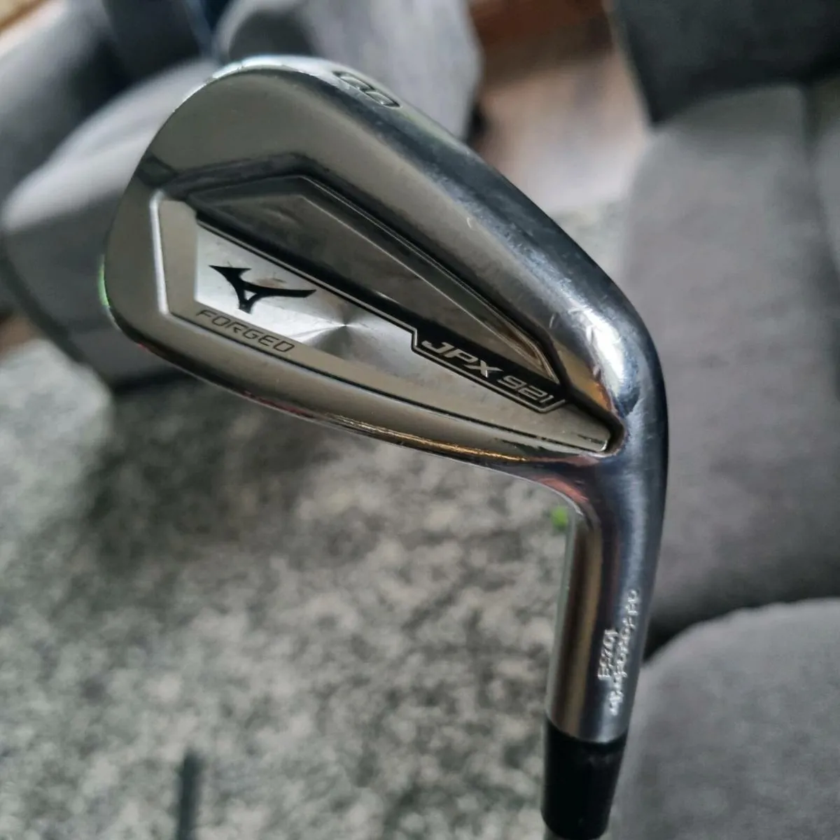 JPX 921 forged irons 4 to pw - Image 1