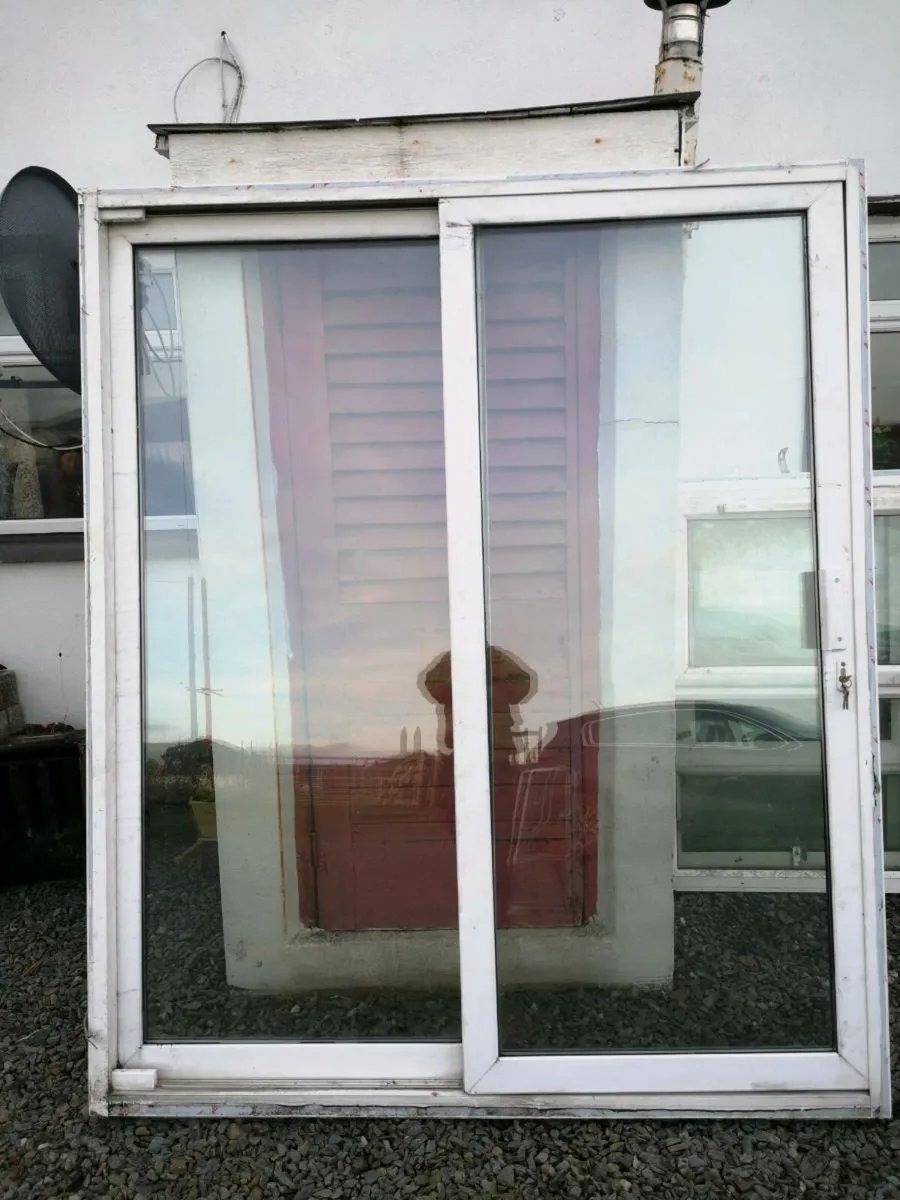 Pvc sliding patio door+windows - Image 2