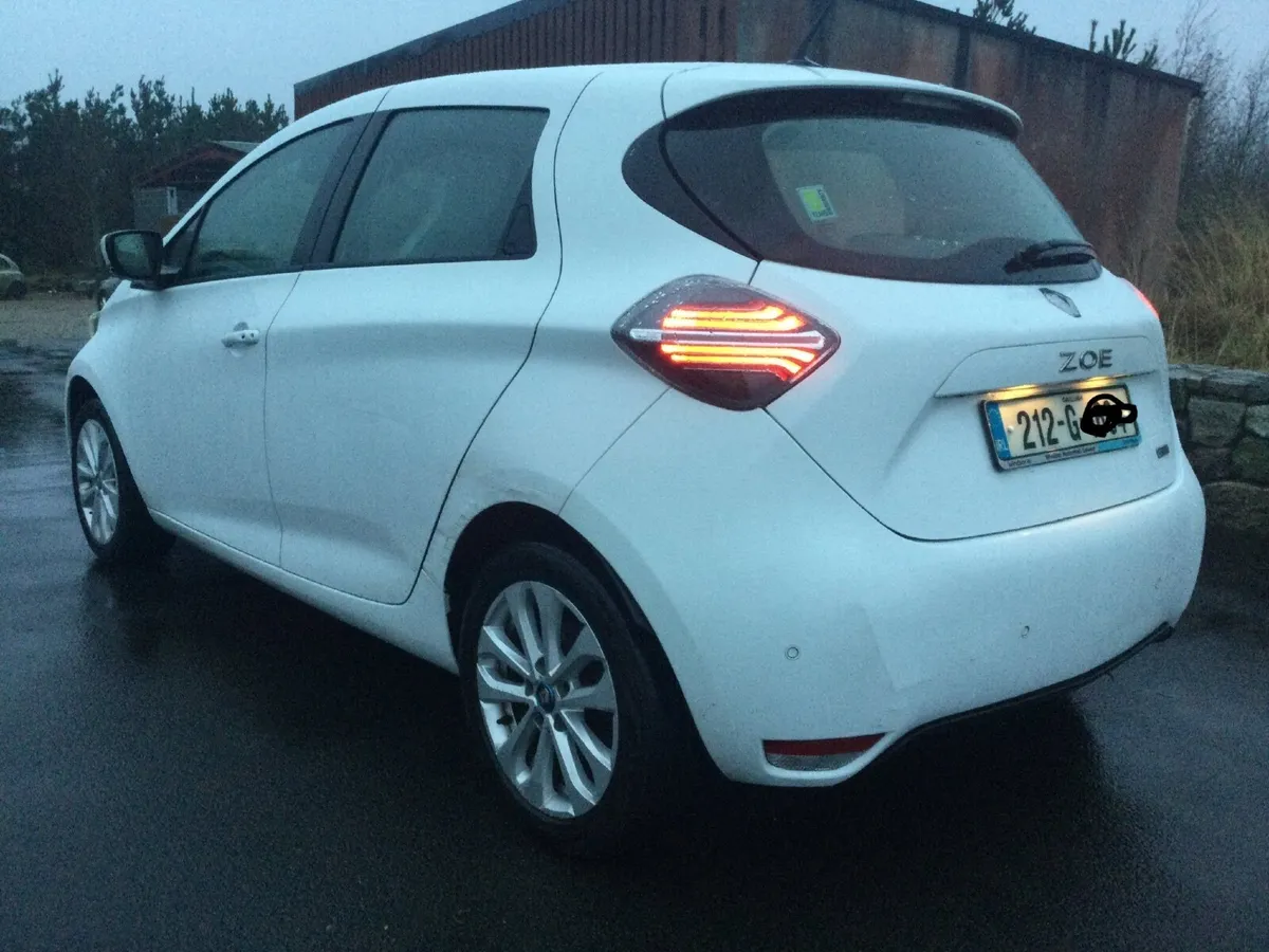 2021 Renault ZoeZE Iconic R 19 Rapid - Image 3