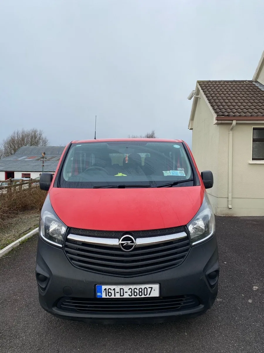 Opel Vivaro 2016 - Image 2