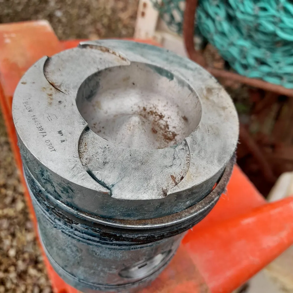 Leyland UE350 Pistons - Image 1