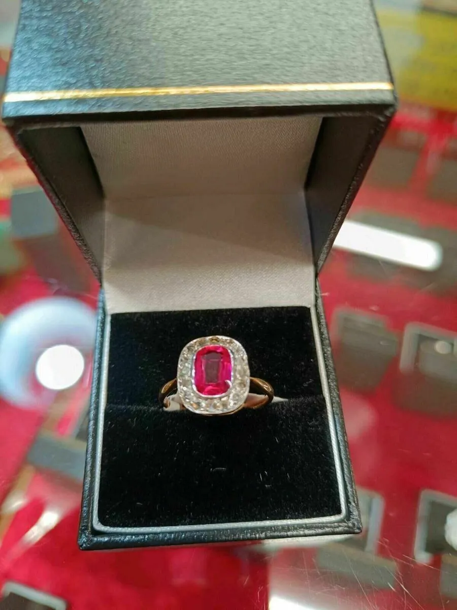 Antique Art Deco Ruby & Diamond 18k Gold Ring - Image 3
