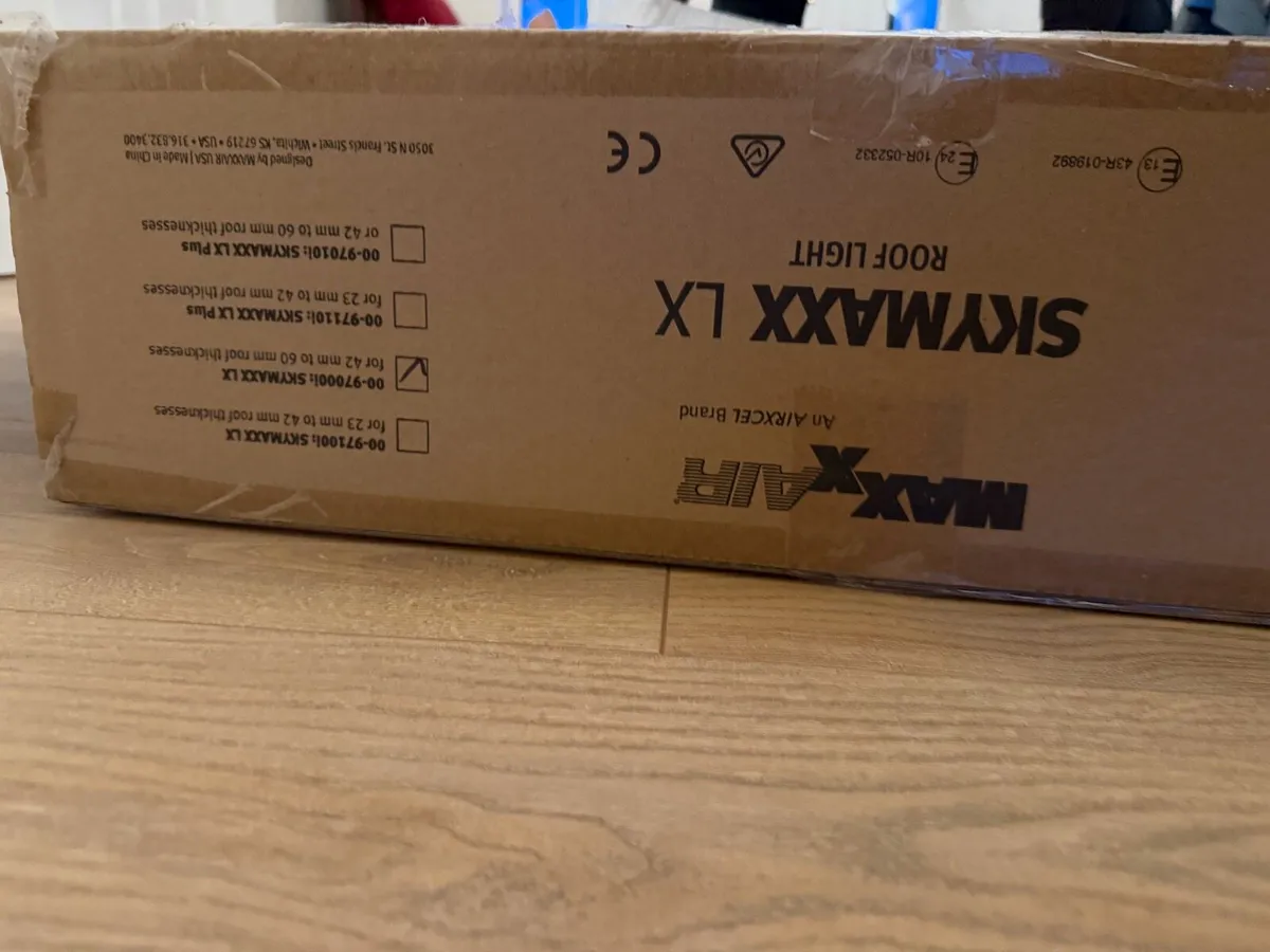 Maxxair Sky roof for camper - Image 2