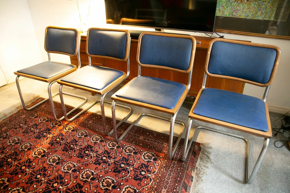 Set of 4 Marcel Bruer Cesca chairs - Image 1