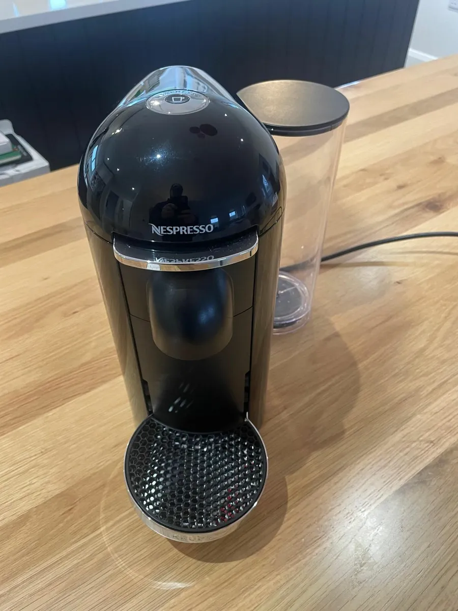 KRUPS Nespresso Vertuo Plus – Excellent Condition - Image 1