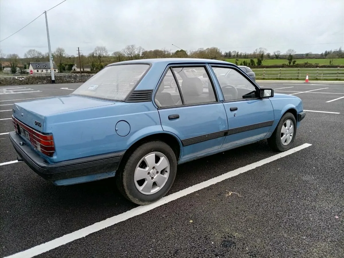 Opel ascona - Image 3