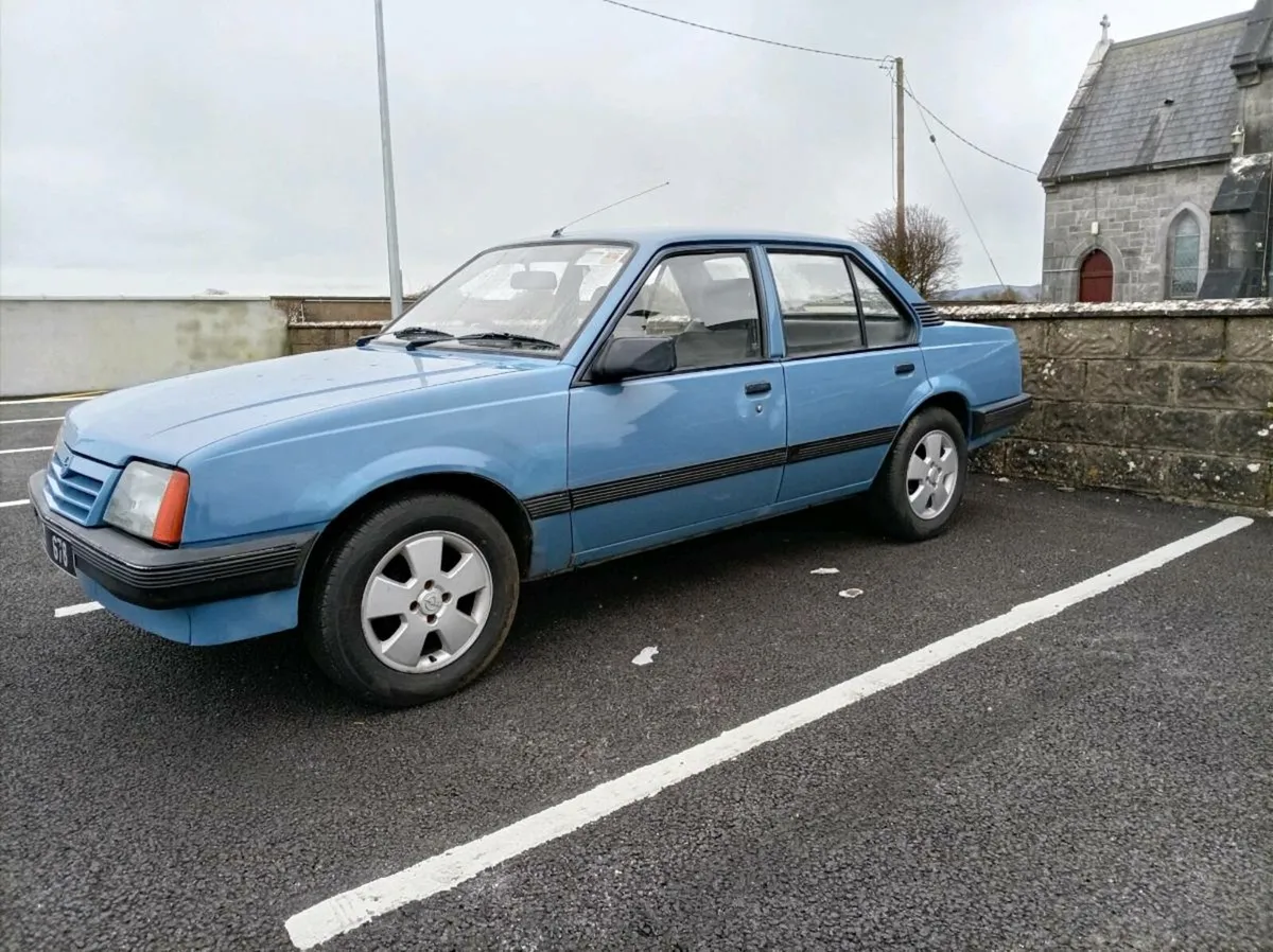 Opel ascona - Image 4