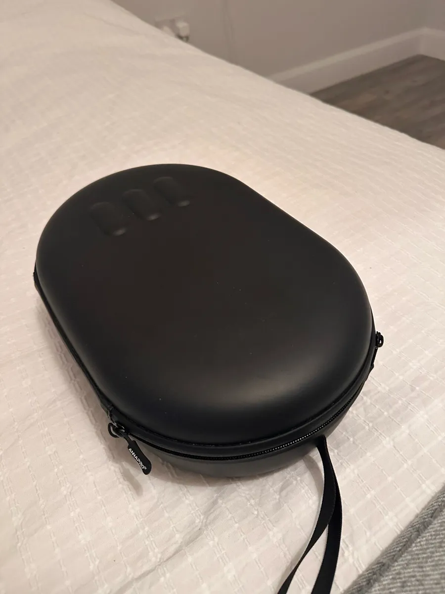 VR Meta quest 3 512gb, many games and accessories - Image 2