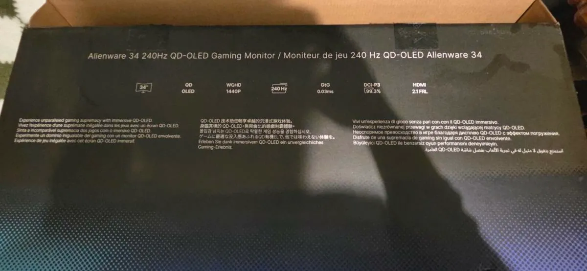 QD-OLED monitor - Image 2