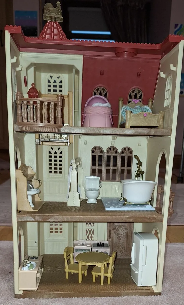 Sylvanian houses - Image 2