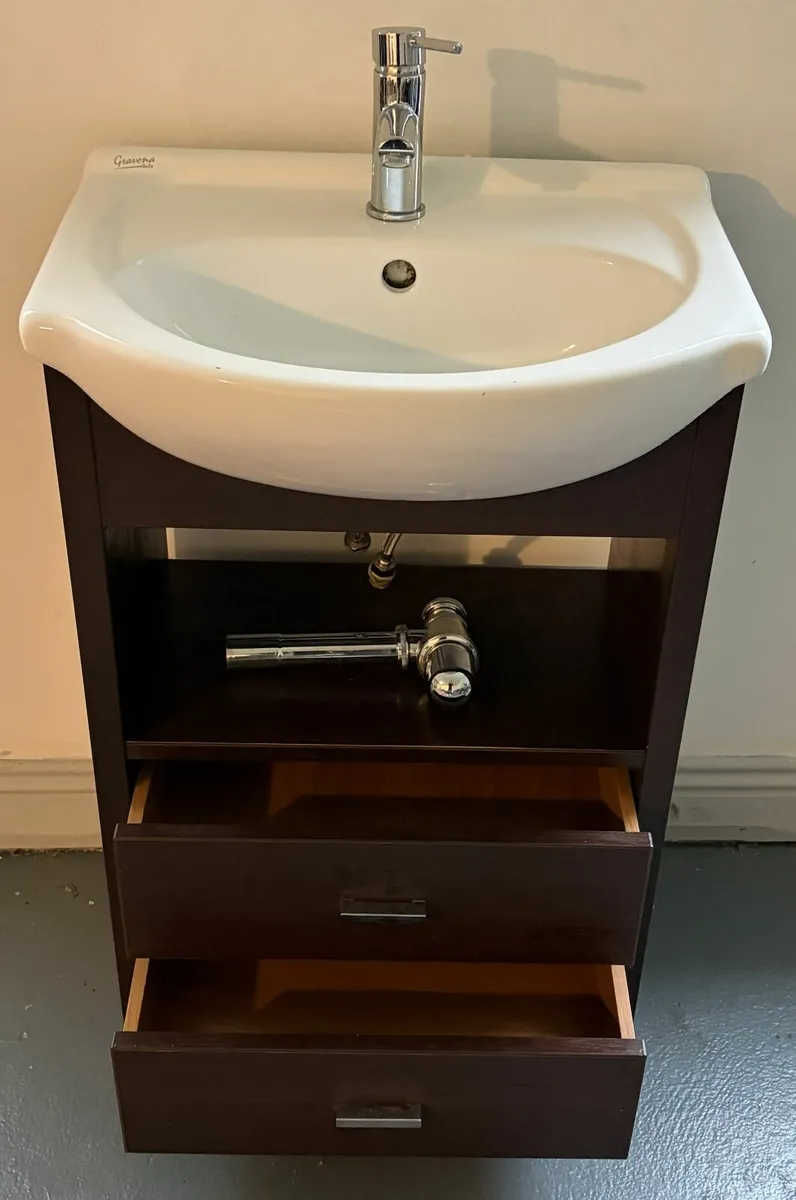 Bathroom cabinet - Image 2