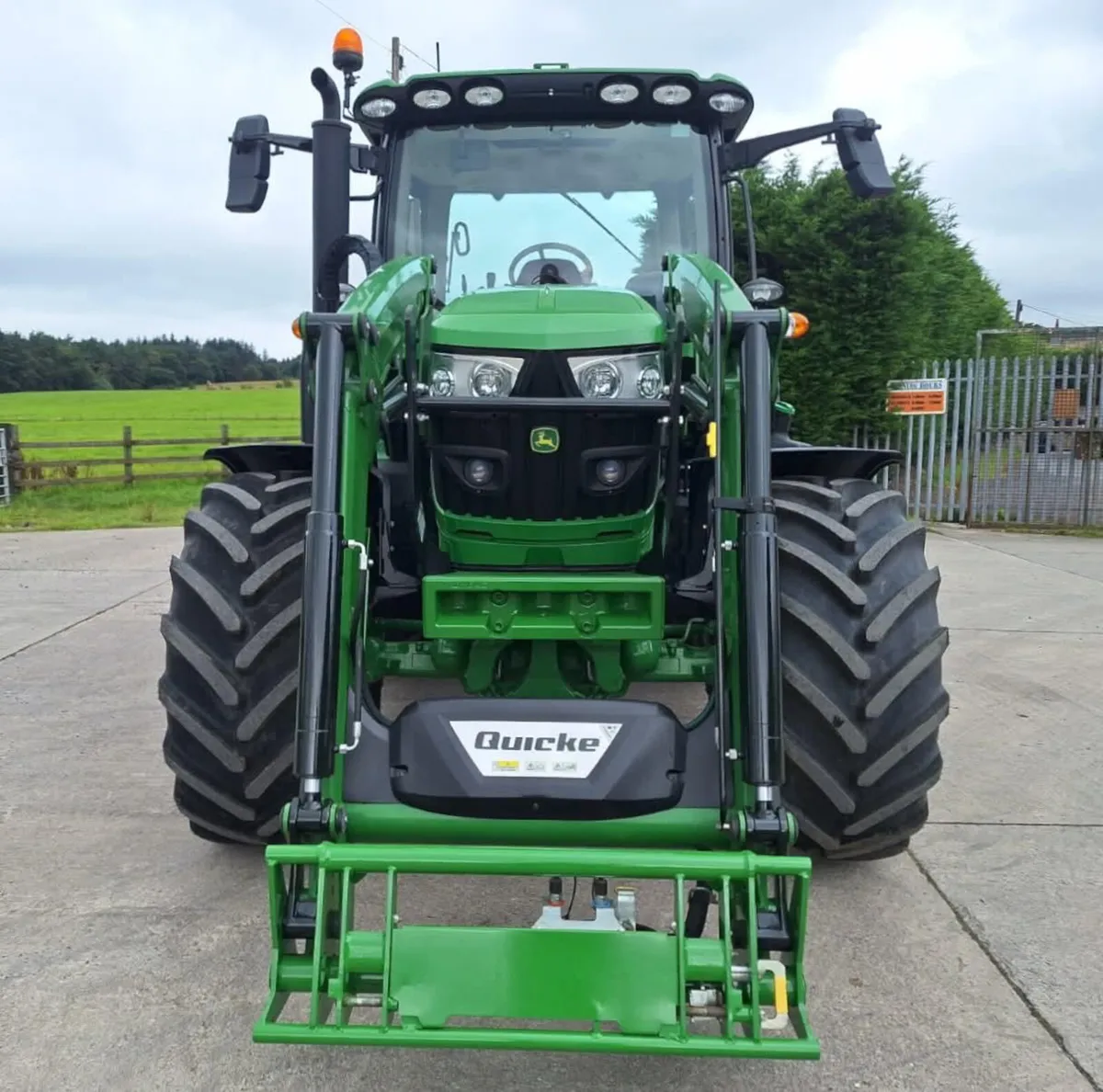 John Deere 6R120 - Image 3