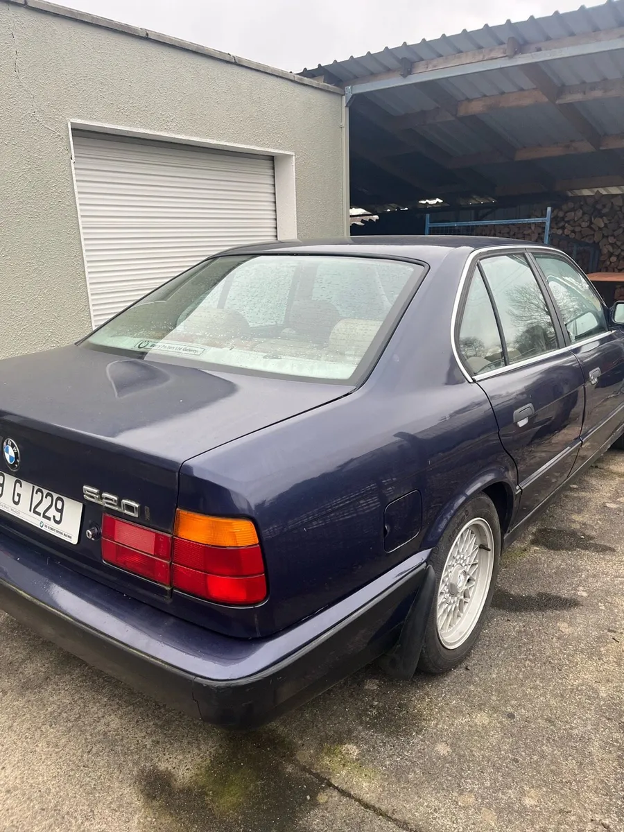 BMW 520i - Image 3