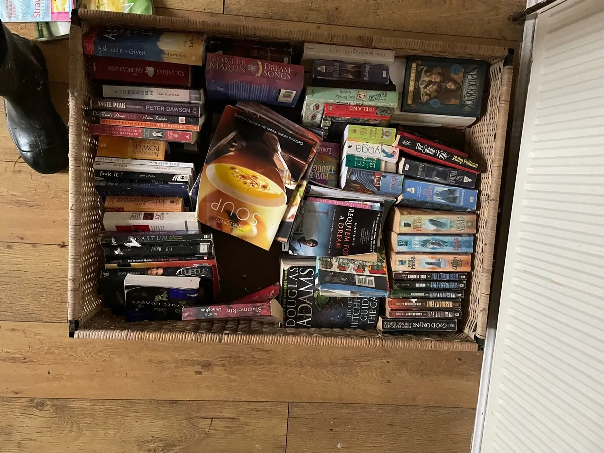 DVD & Books - Image 2