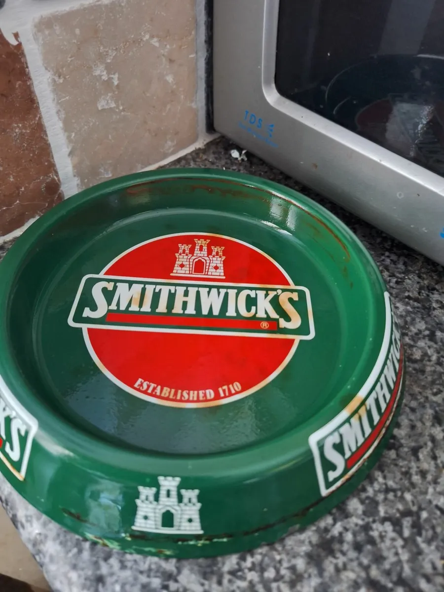 Vintage Smithwicks pub ashtray - Image 2