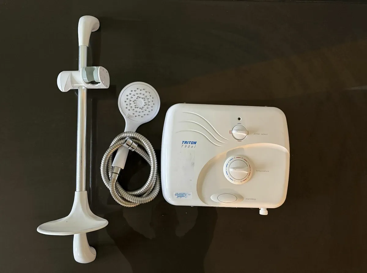 Electric shower Triton T90si