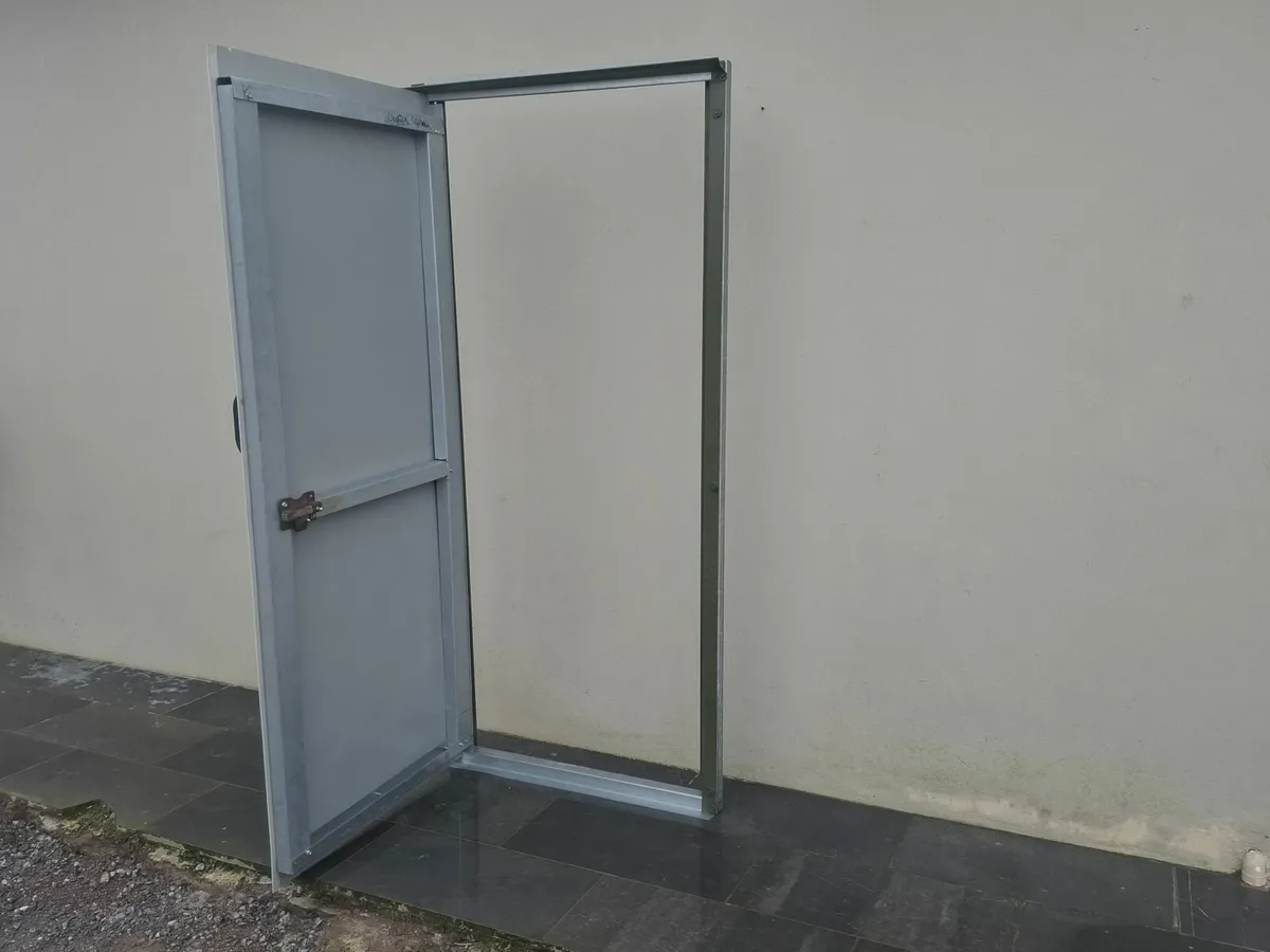 Steel door - Image 2