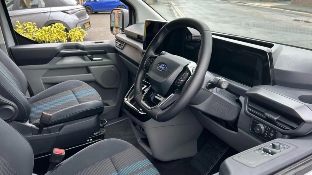 Ford e transit custom - Image 4