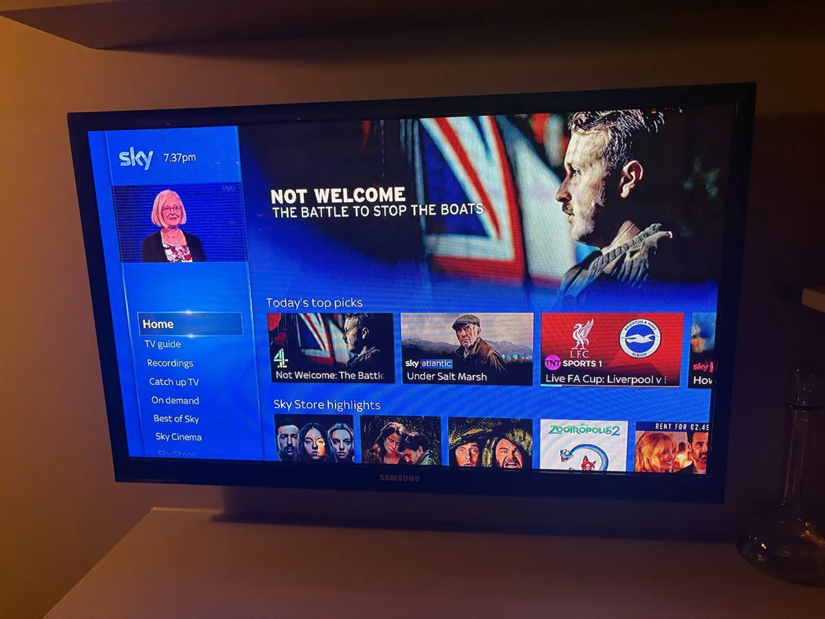 Samsung 43”  smart TV - Image 1