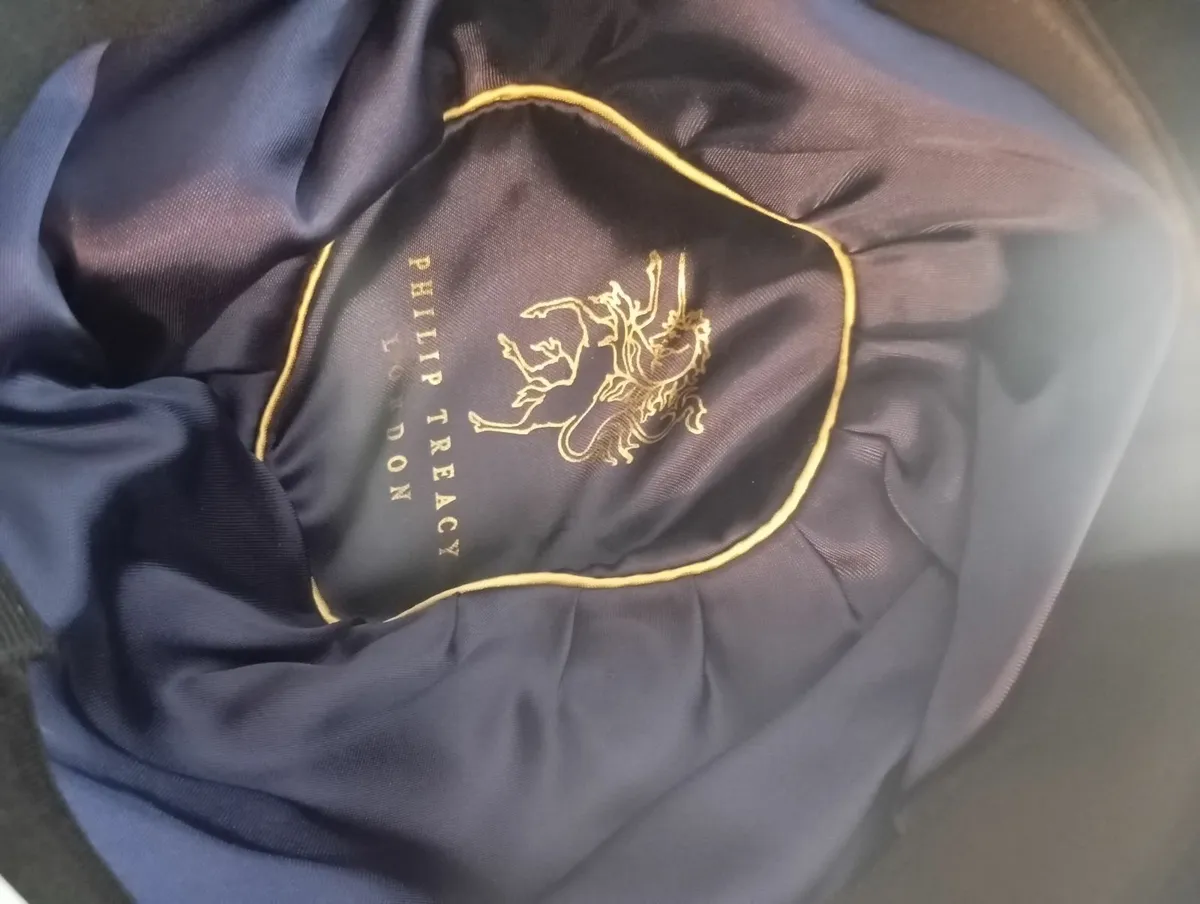 Philip Treacy Designer Hat - Image 3