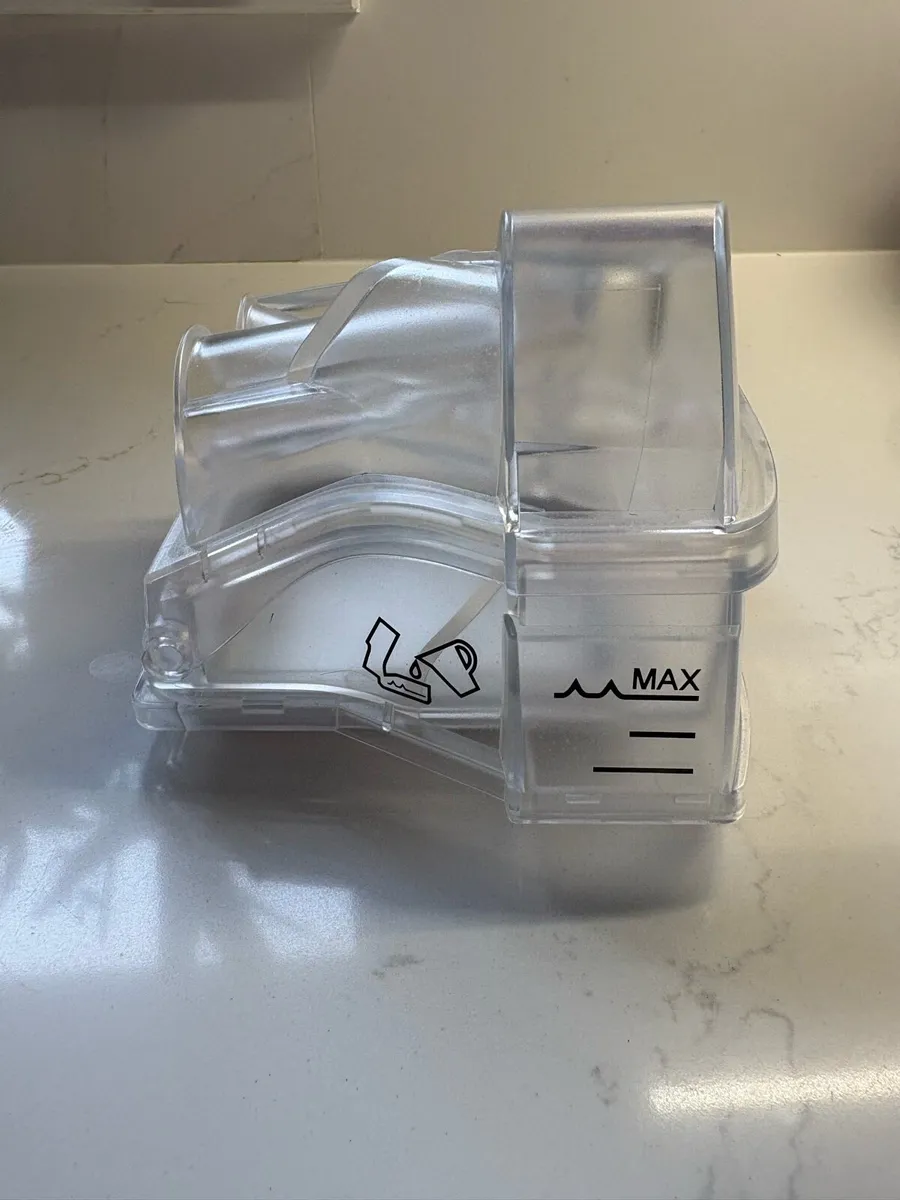 Resmed airsense 10 water tank/humidifier - Image 1