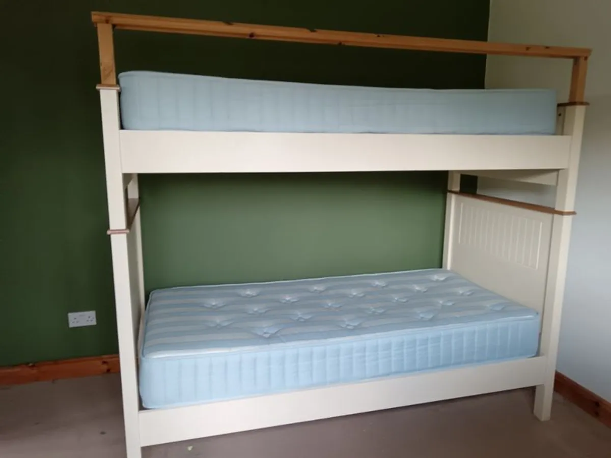 Cream bedroom furniture - Image 4