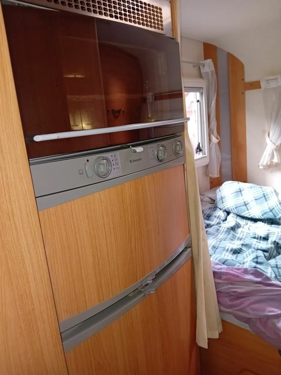 Camper Van - Image 1