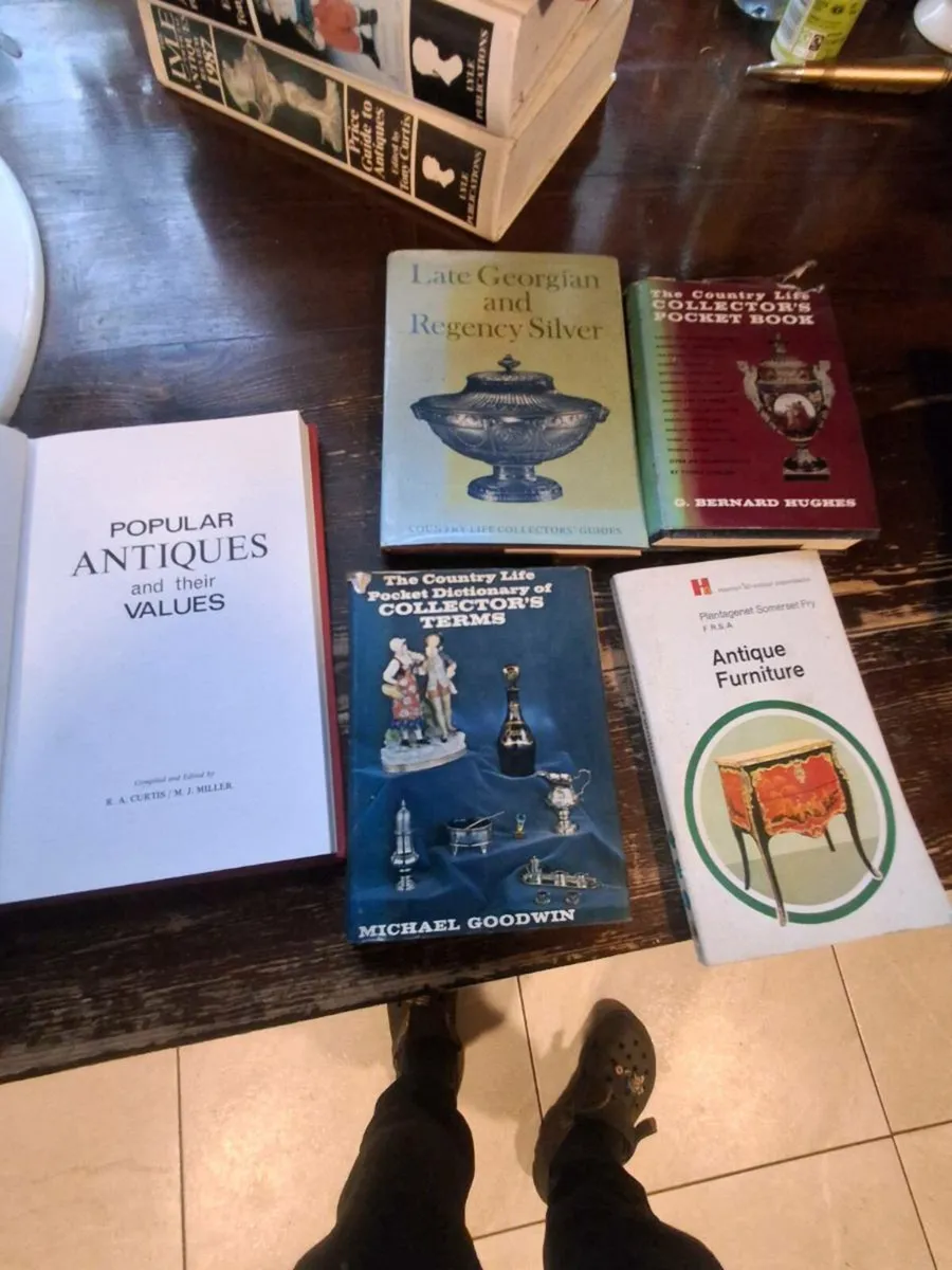 Vintage books - Image 3