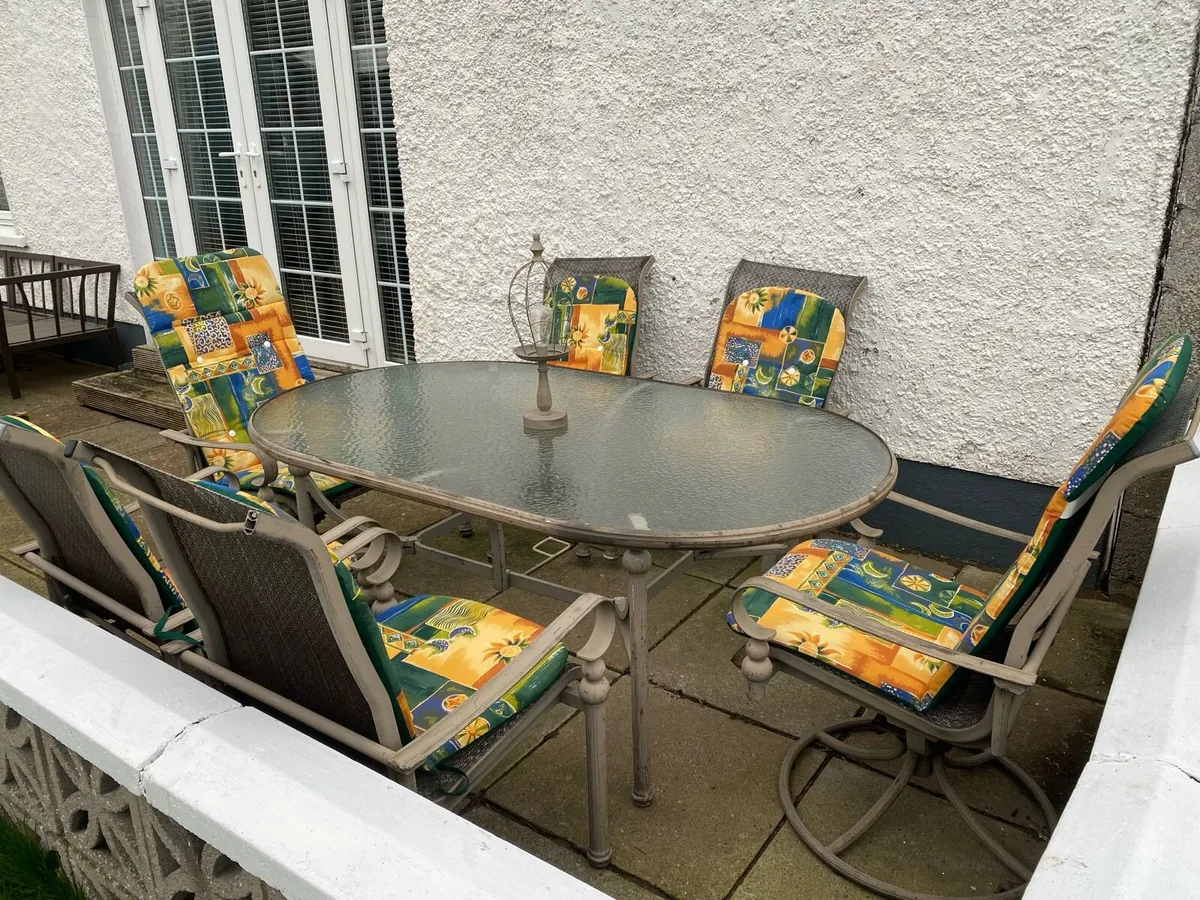 Garden Table & Chairs - Image 3