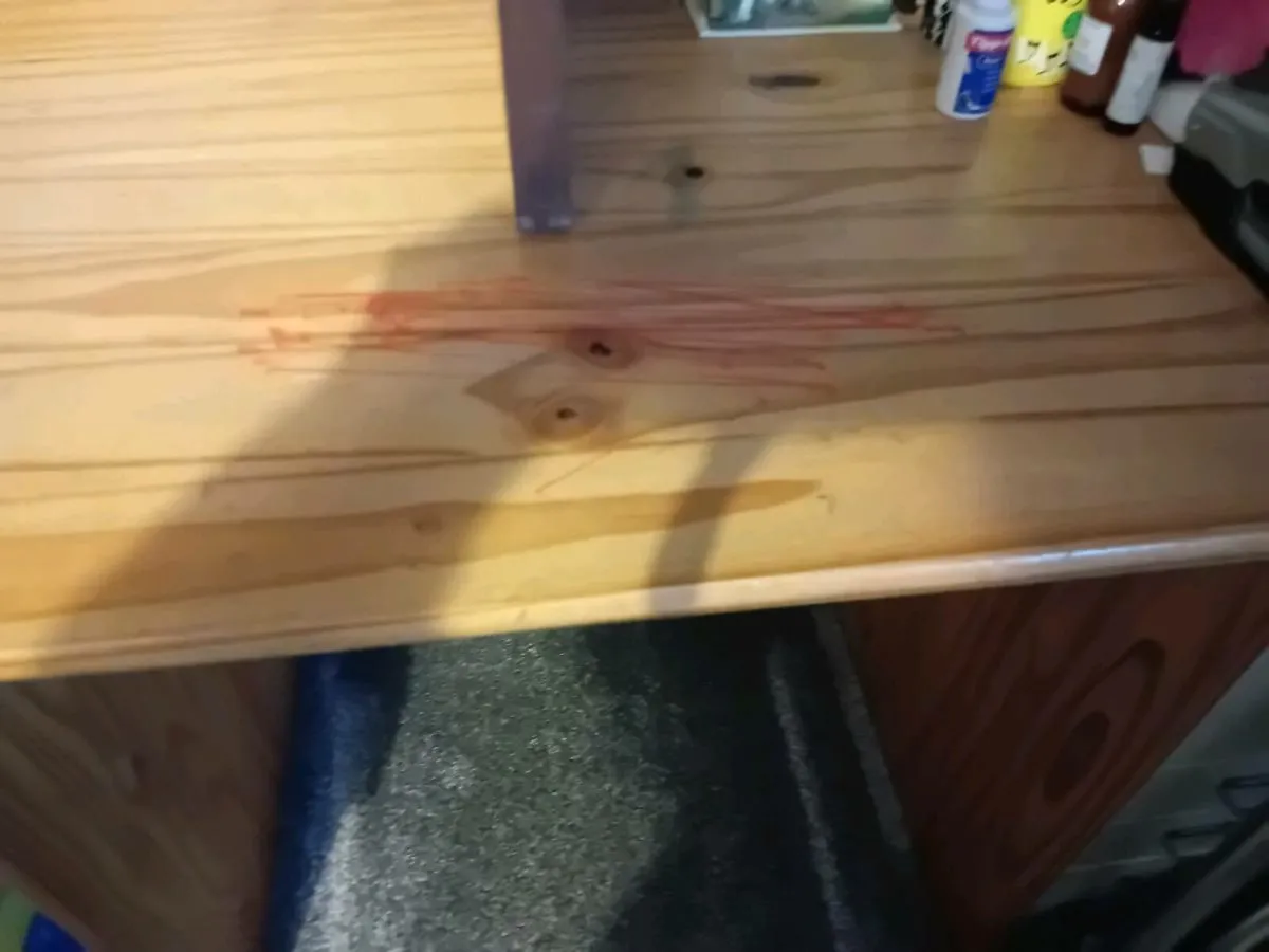 Free Free Free  pine desk - Image 3