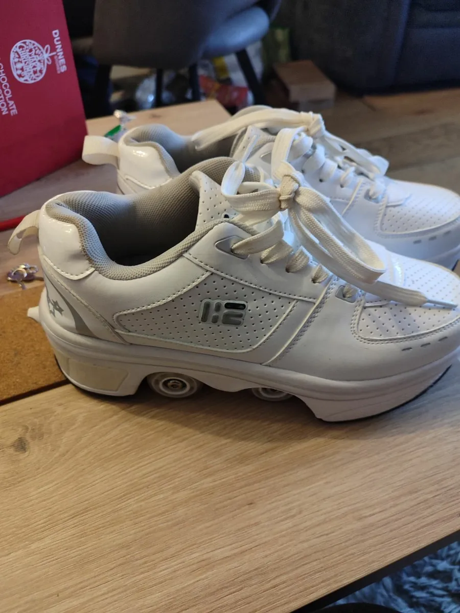 Roller shoes - Image 3