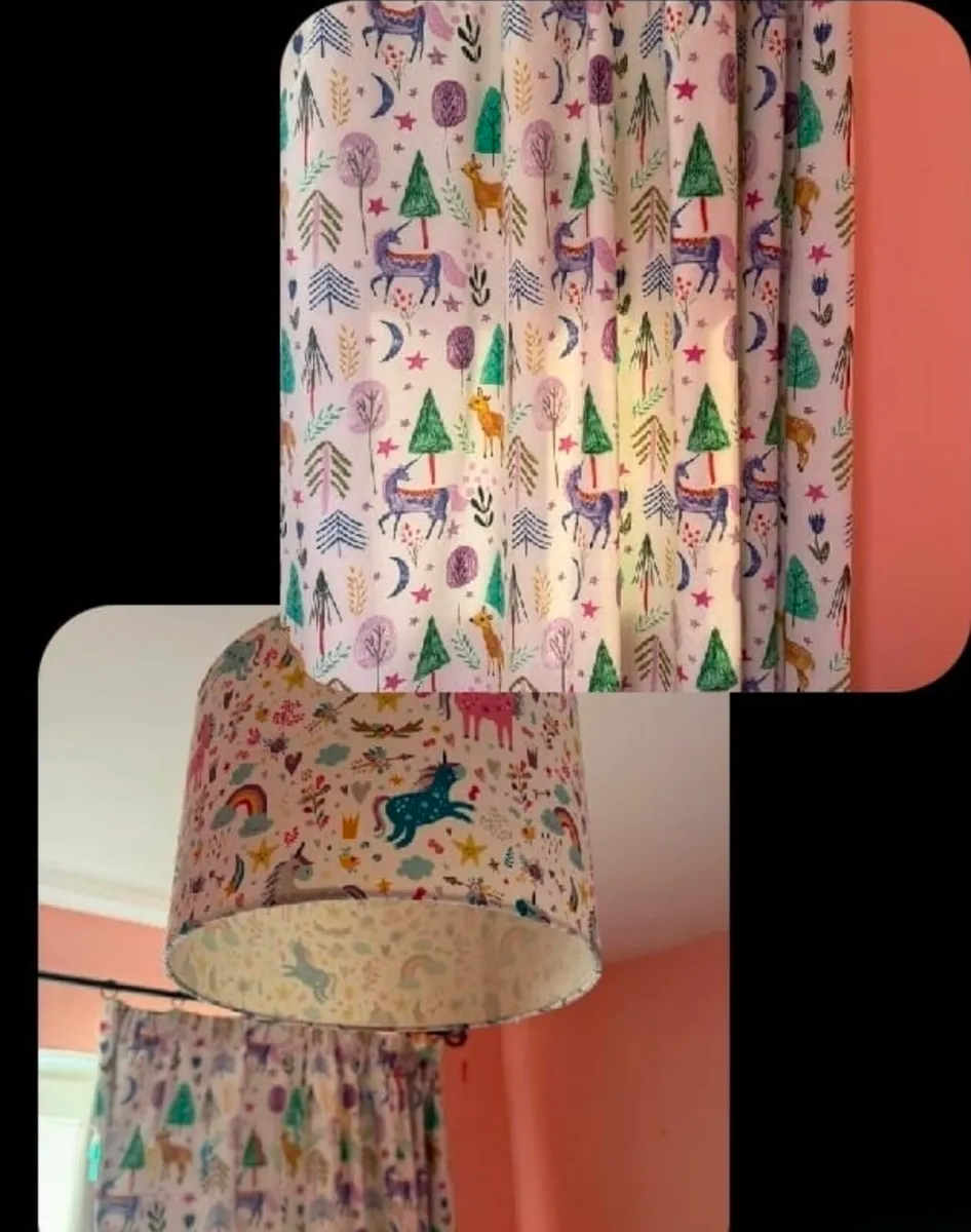 Pair of curtain and lampshade - Image 1