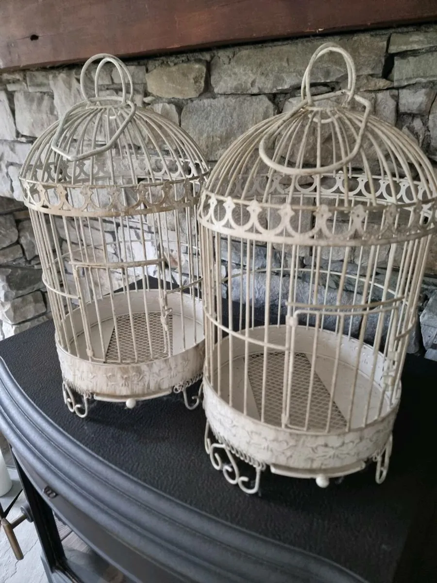 Pair of Lanterns...€35 - Image 1