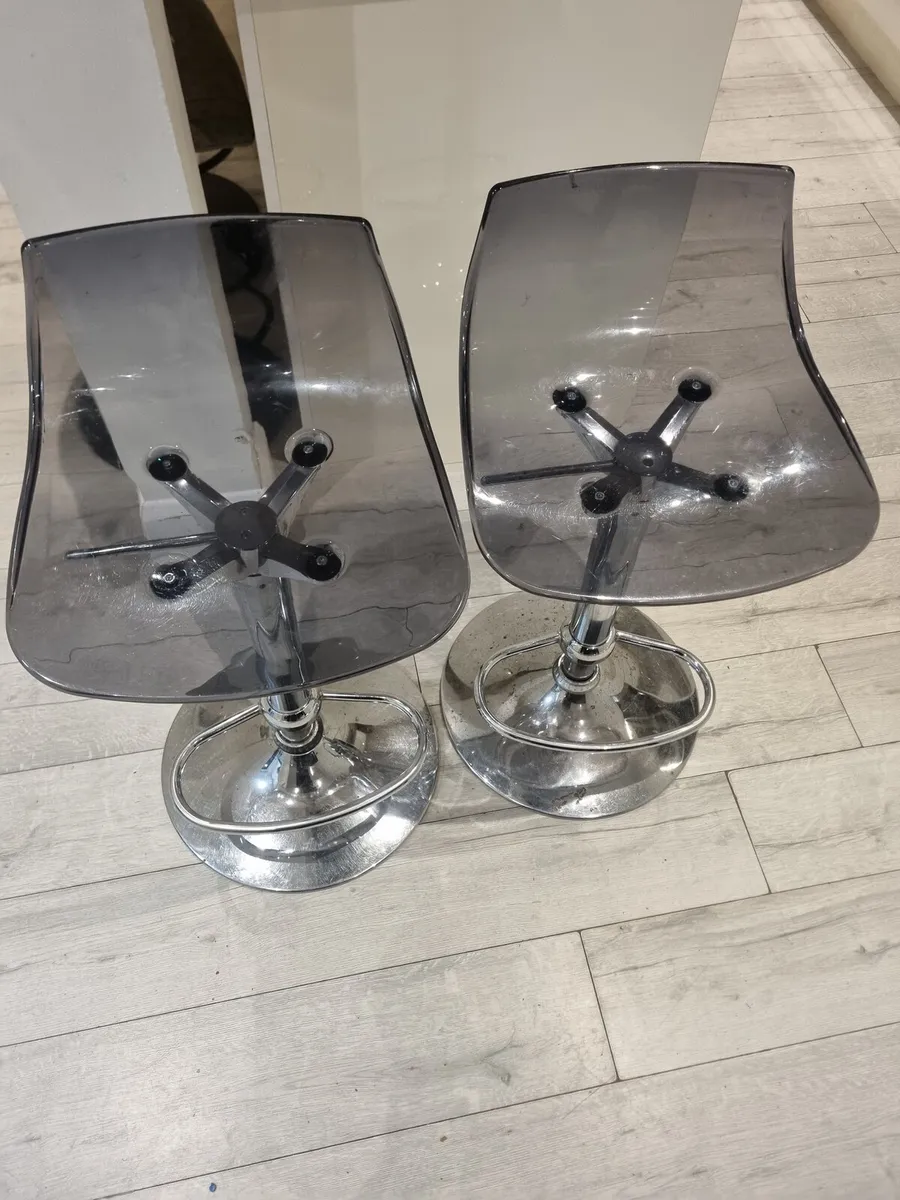 Kitchen stools