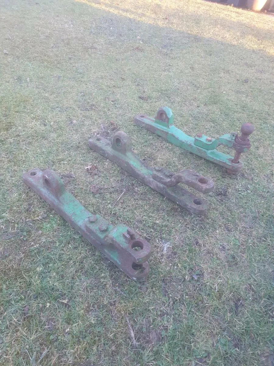 John Deere hitches - Image 1