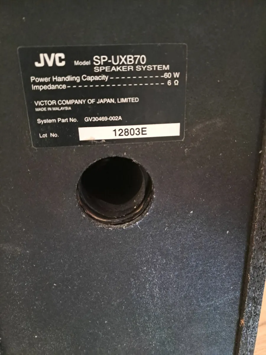 JVC HIFI system - Image 2