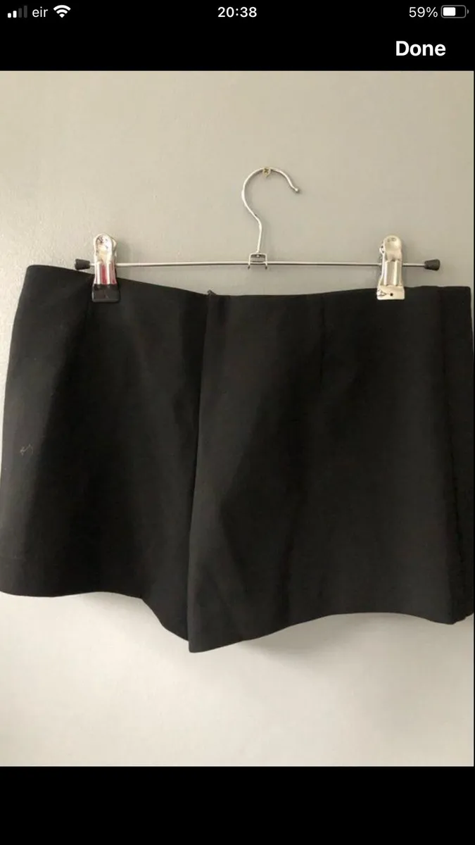 Ladies BNWT Zara shorts  size S €15 - Image 4